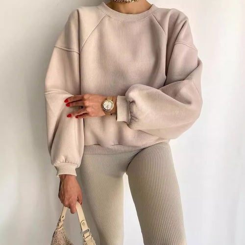 Damen Komfort-Loungewear Kombination Oversize-Sweatshirt mit High-Waist Biker-Shorts Echoarchiv
