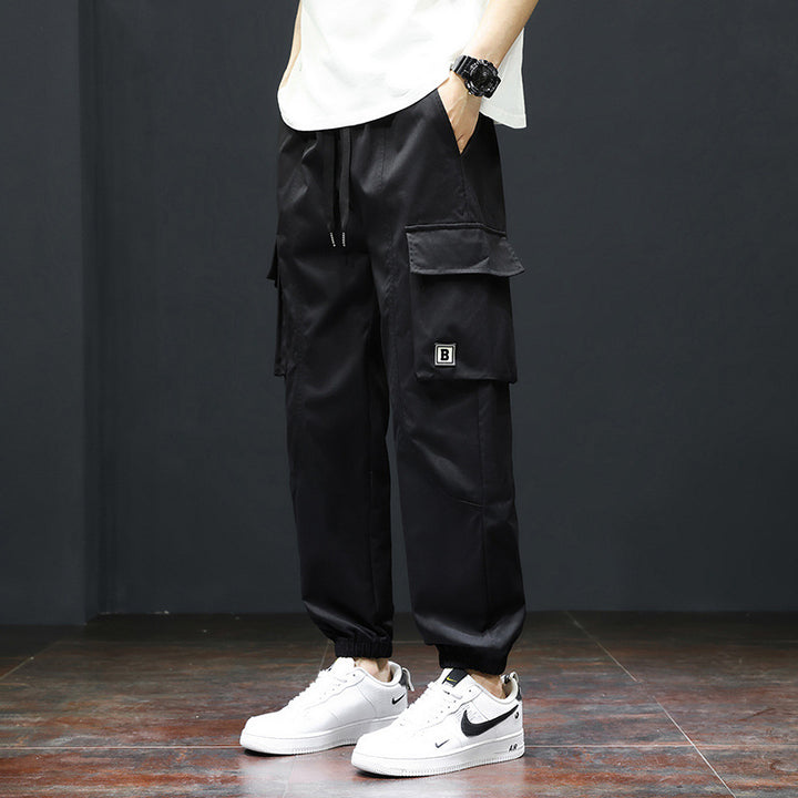 Herren Cargo-Hose mit praktischen Taschen und verstellbarem Bund Echoarchiv