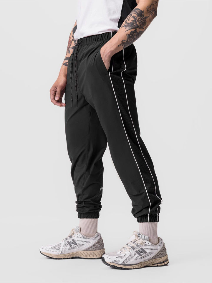 Herren Sportliche Trainingshose mit funktionalem Schnitt Echoarchiv