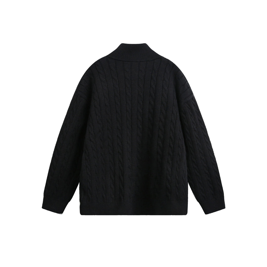 Unisex Grobstrick-Pullover mit Zopfmuster, hohem Stehkragen und Zwei-Wege-Reißverschluss Echoarchiv