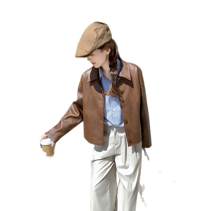Damen Kurze Boxy-Lederjacke mit Hemdkragen Echoarchiv