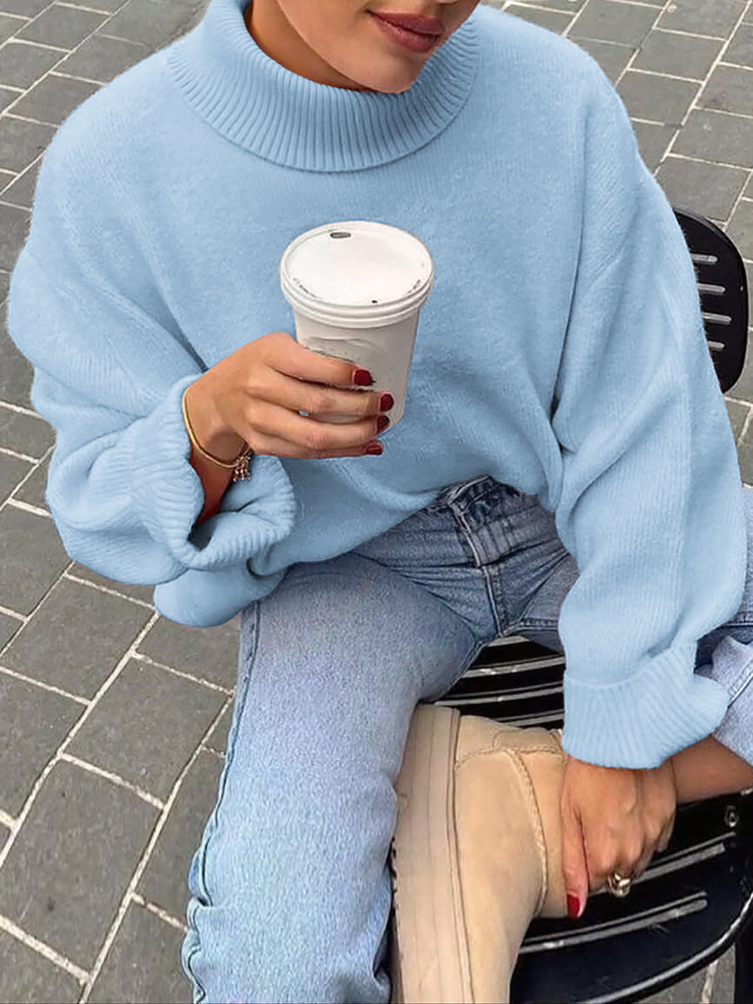 Damen oversize Rollkragenpullover mit breitem Rippkragen, voluminösen Ballonärmeln und verlängertem Bündchen – Mavelle