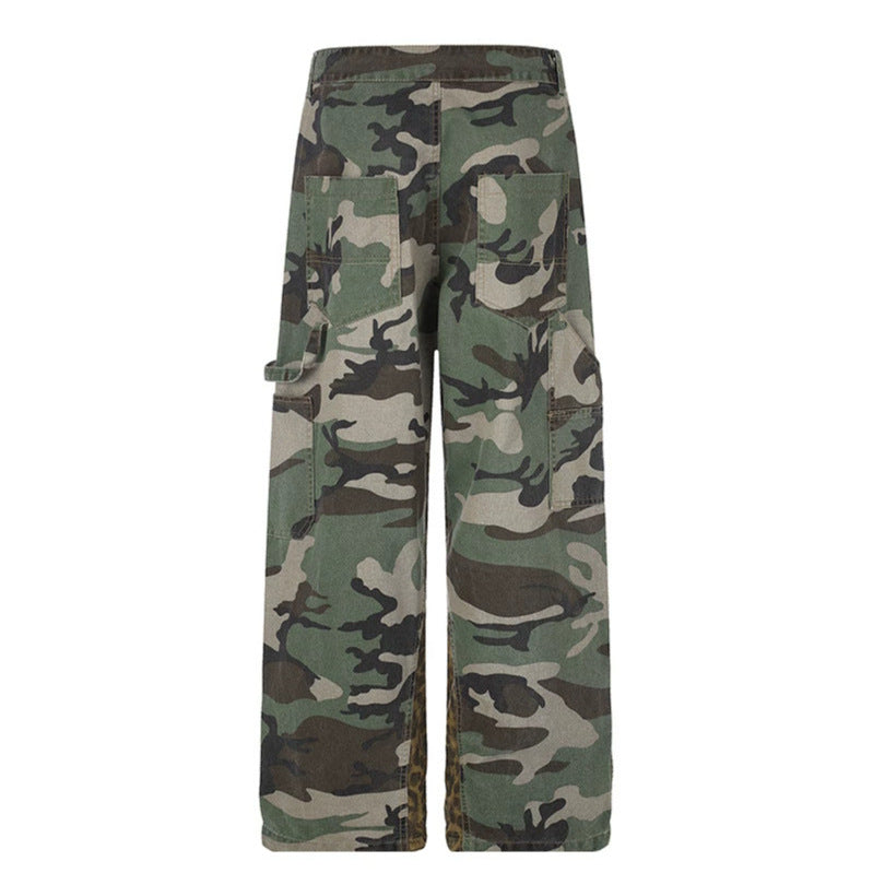 Damen weite Cargo-Hose mit Camouflage-Print und Leo-Kontrastbahnen Echoarchiv