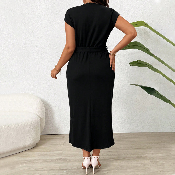 Damen Wickelkleid mit Taillengürtel und elegantem Schlitz Echo Archiv