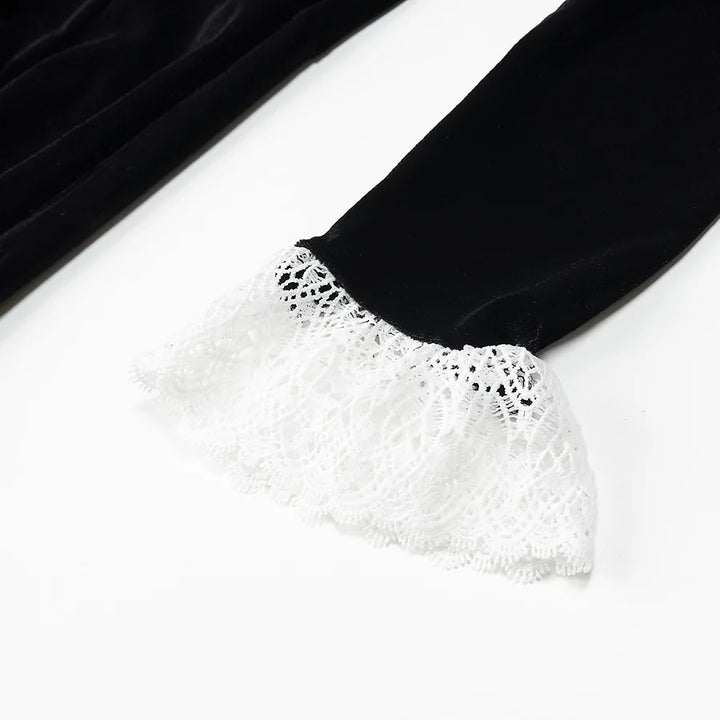 Damen viktorianisches Samt-Maxikleid mit Spitzenkragen, Puffärmeln und taillierter Empirenaht – Valéora