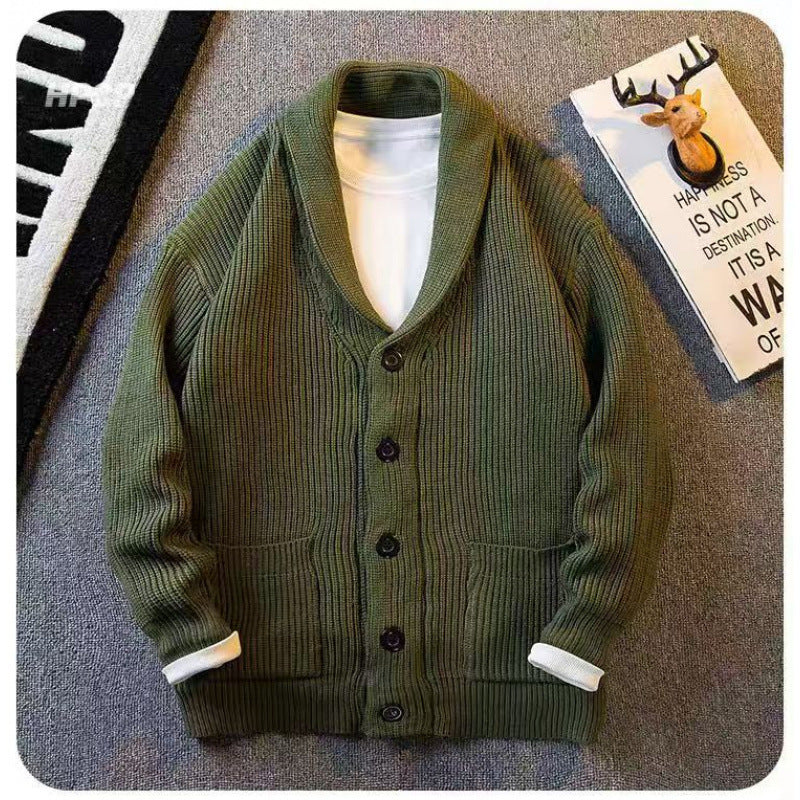 Herren Schalkragen-Cardigan aus grobem Rippstrick mit Taschen & Knopfleiste Echoarchiv