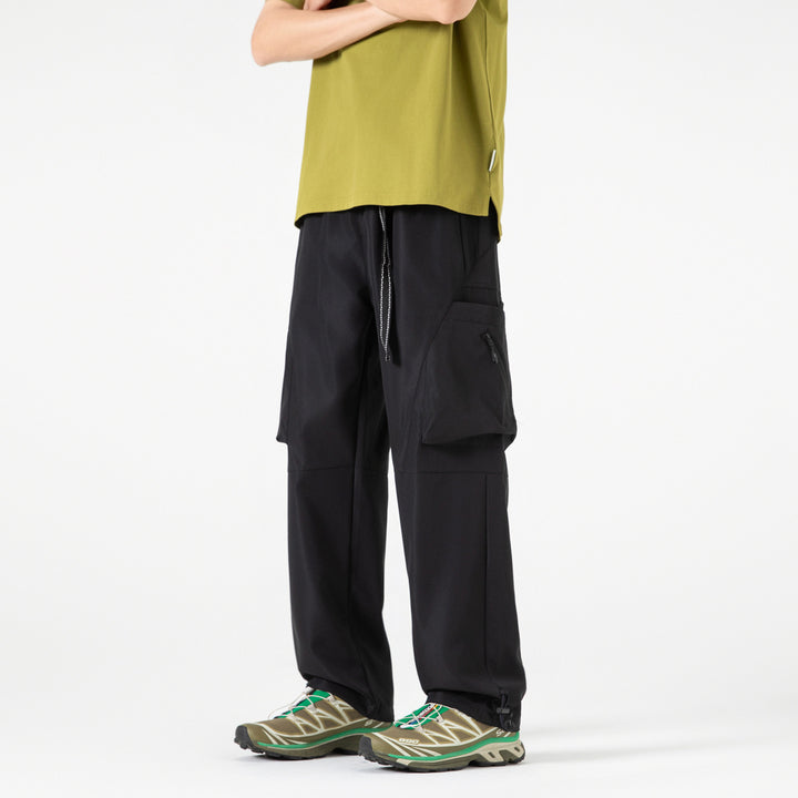 Herren Baggy-Cargo-Hose im Tech-Utility-Stil mit großvolumigen Klapptaschen, elastischem Bund und verstellbarem Kordelsaum Echo Archiv