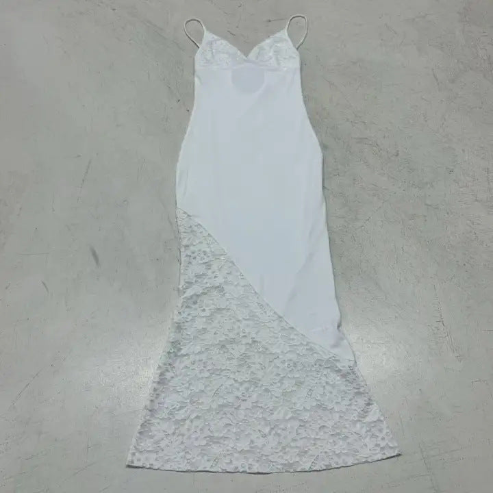 Damen Exquisites SpitzenMaxikleid mit asymmetrischem Design Echo Archiv