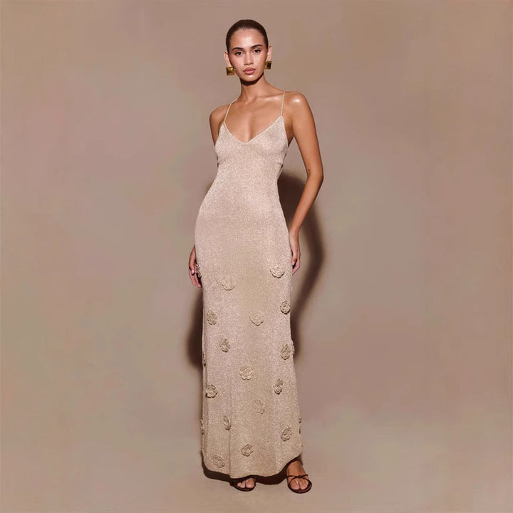 Damen Elegantes Maxikleid mit funkelnden Blütenapplikationen Echo Archiv