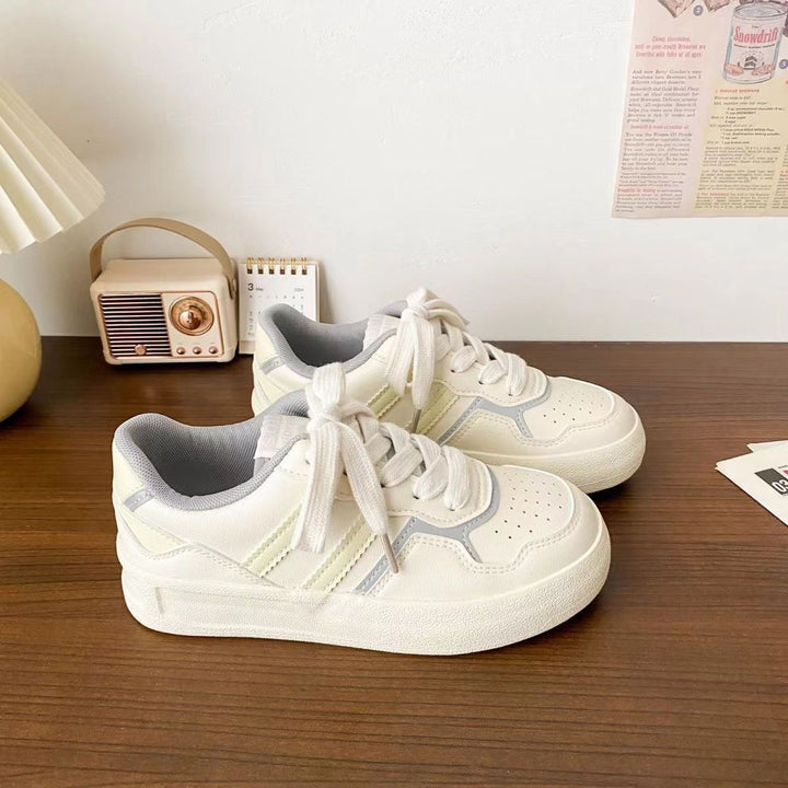 Damen Sportliche Sneakers mit reflektierenden Details Echo Archiv