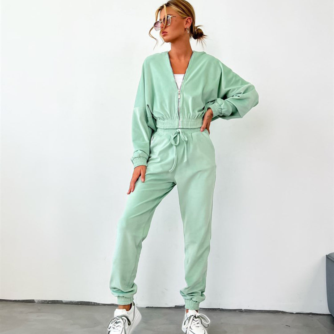 Damen luxuriöses Samt-Jogginganzug-Set mit Kapuze, Reißverschluss und tailliertem Kordelzug – Avérine