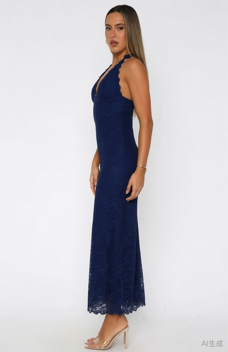 Damen Elegantes Spitzenmaxikleid mit halterndem Dekolleté Echo Archiv