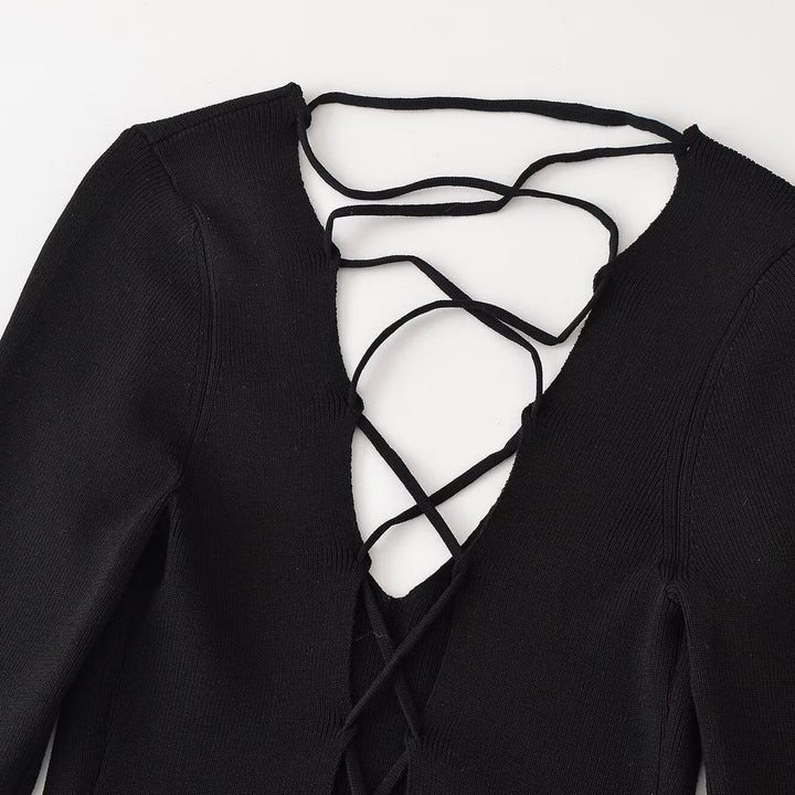 Damen Cropped Feinstrick-Top mit tiefem V‑Ausschnitt, dekorativer Schnürung vorne und Tunnelzugsaum Echoarchiv