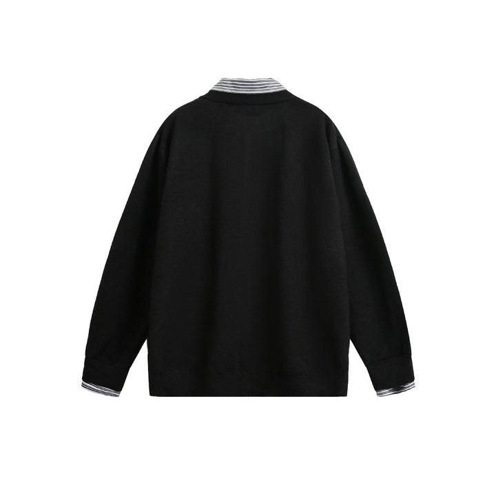Unisex Lagenlook Strickcardigan mit eingearbeitetem Hemdkragen und Knopfleiste Echoarchiv