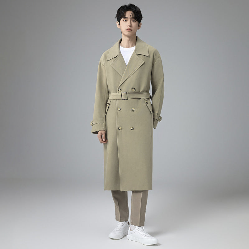 Herren Maxilanger Trenchmantel mit taillierendem Gürtel und minimalistischer Silhouette Echoarchiv