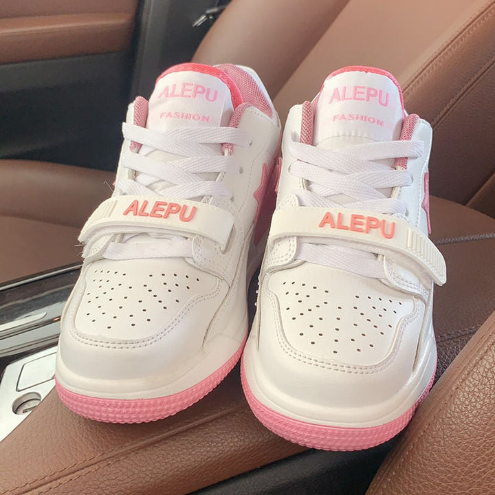 Damen Sportliche Sneaker mit verstellbarem Klettverschluss und weicher Dämpfung Echo Archiv