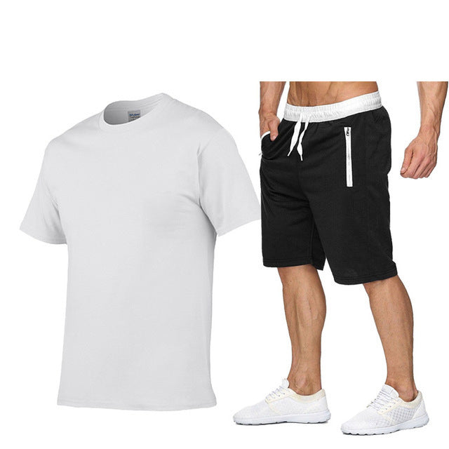 Herren sportliches T-Shirt und bequeme Shorts im lässigen Stil Echoarchiv
