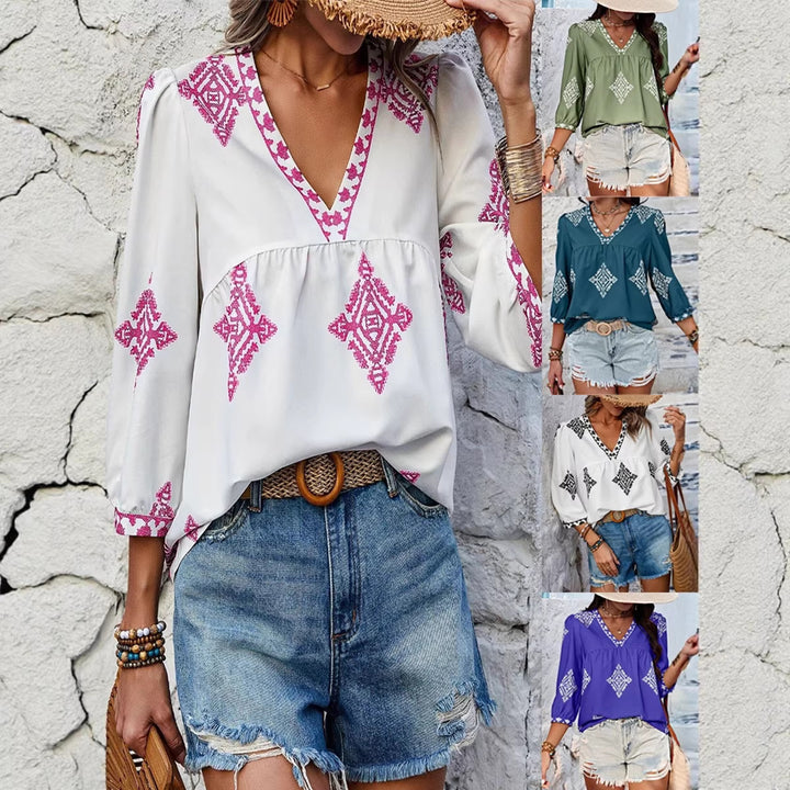 Damen Locker geschnittene Boho‑Bluse mit V‑Ausschnitt, geraffter Brustnaht und dreiviertelärmeln Echo Archiv