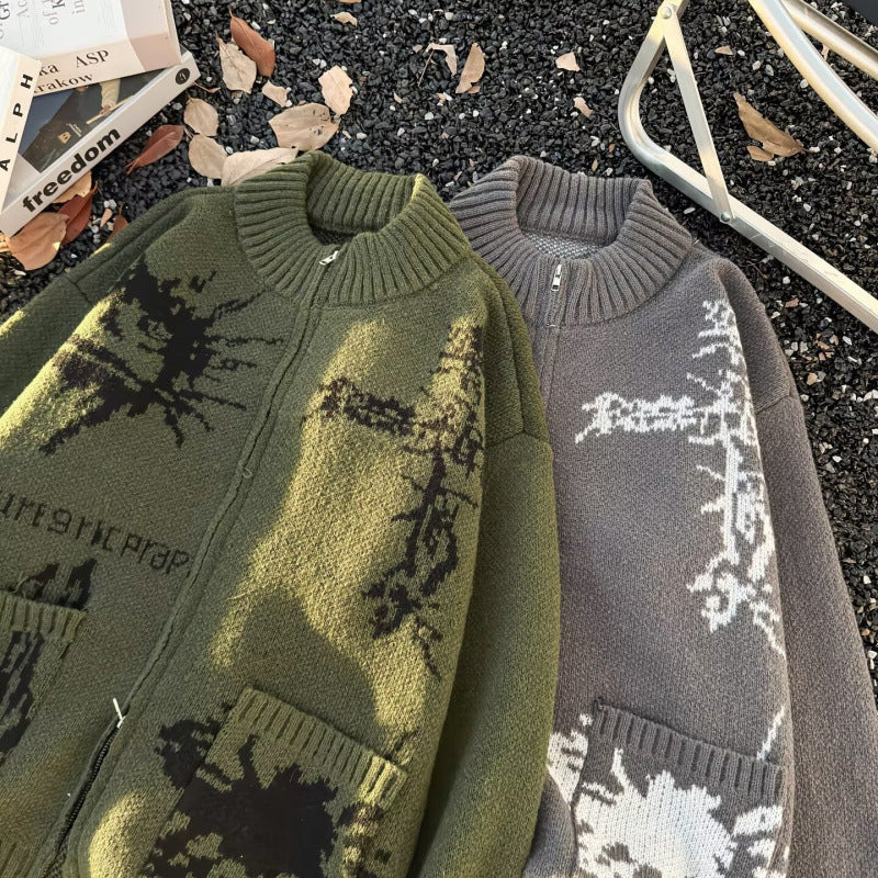 Unisex Grobgestrickte Zip‑Strickjacke mit hohem Rippenkragen, Jacquardmuster und aufgesetzten Taschen Echoarchiv