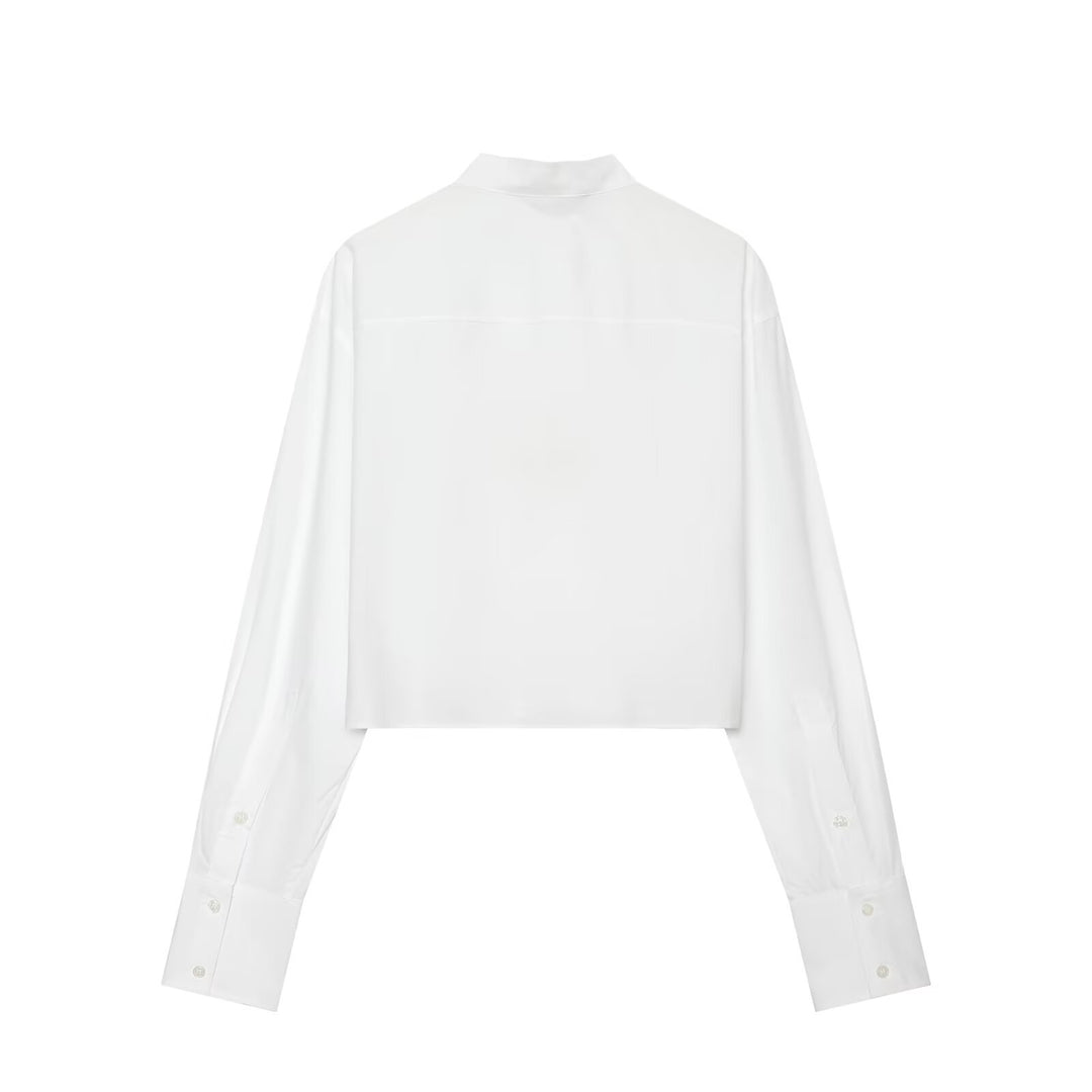 Damen Taillierte Cropped-Bluse mit Stehkragen, Schnürung und langen Manschetten Echo Archiv