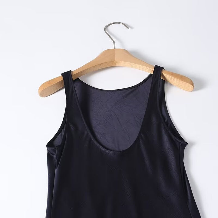 Damen Langes Seidenkleid mit elegantem Rückenausschnitt Echo Archiv