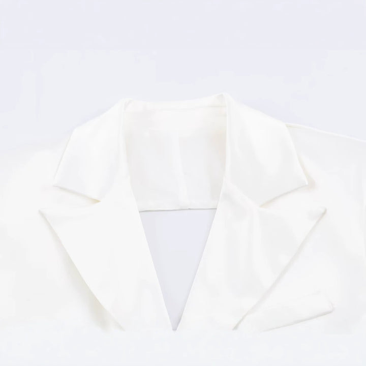 Damen Kurzblazer-Bolero mit Reverskragen und taillierter Silhouette Echo Archiv