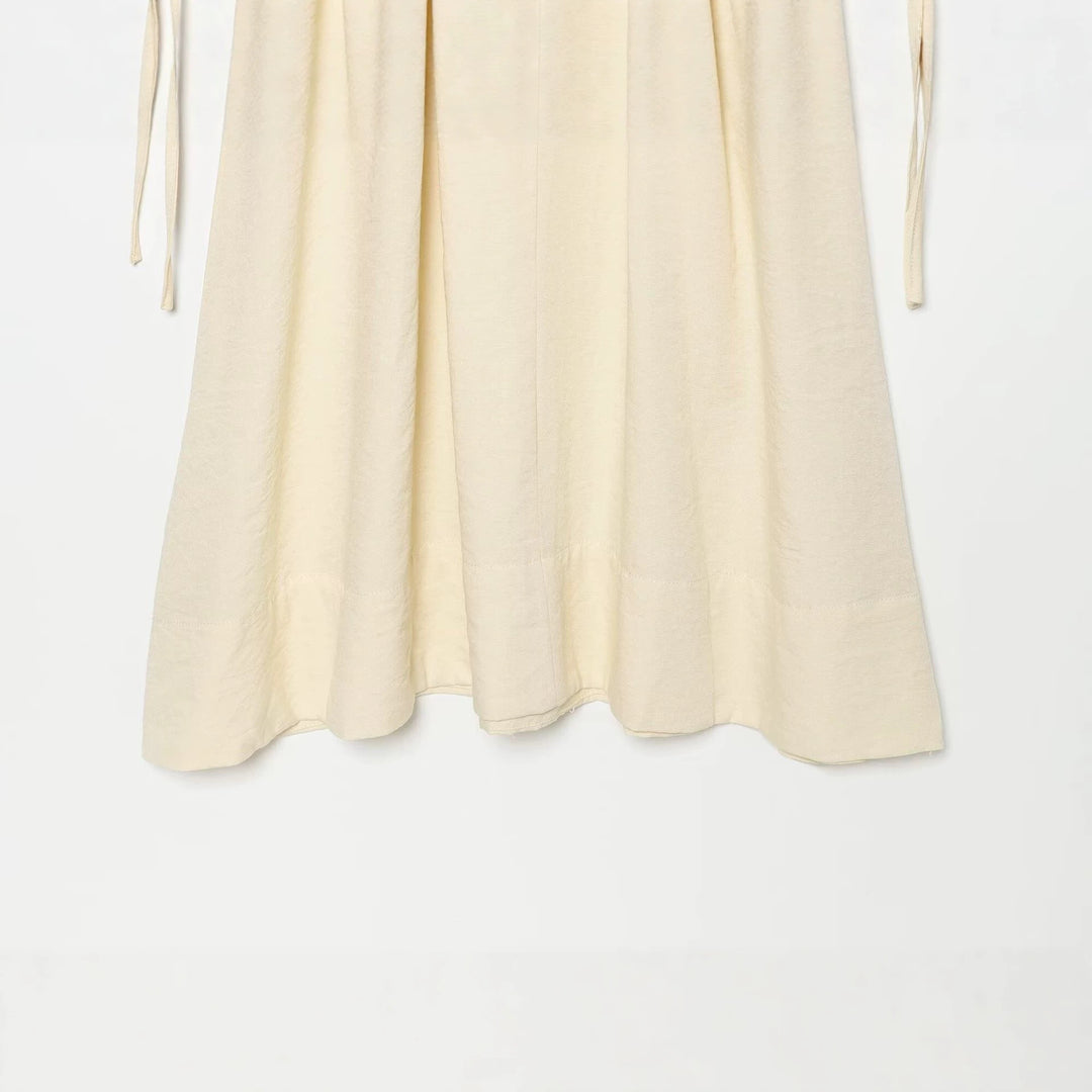 Damen Maxikleid mit Stehkragen, Bindeschal und Ballonärmeln Echo Archiv