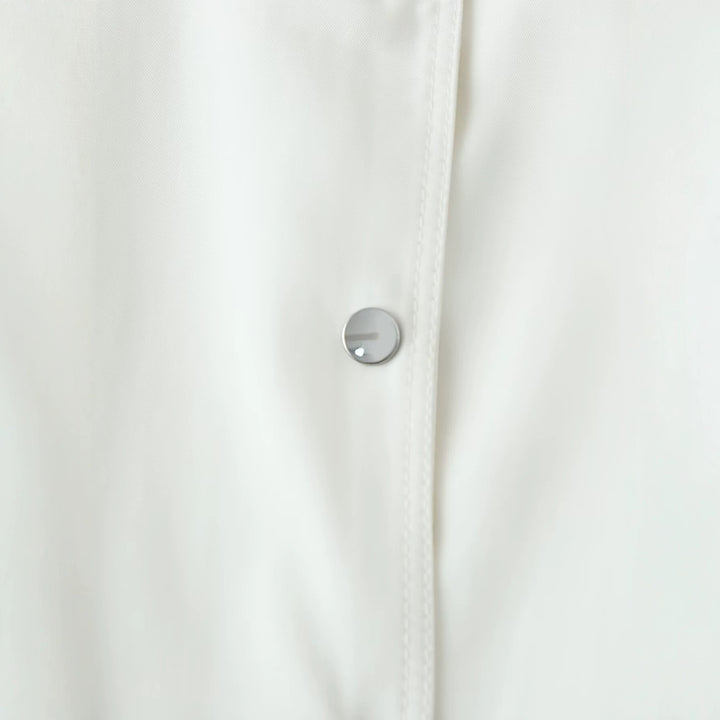 Damen Cropped Windbreaker‑Jacke mit hohem Funnelkragen, Druckknopffront und abnehmbaren Schulterklappen Echoarchiv