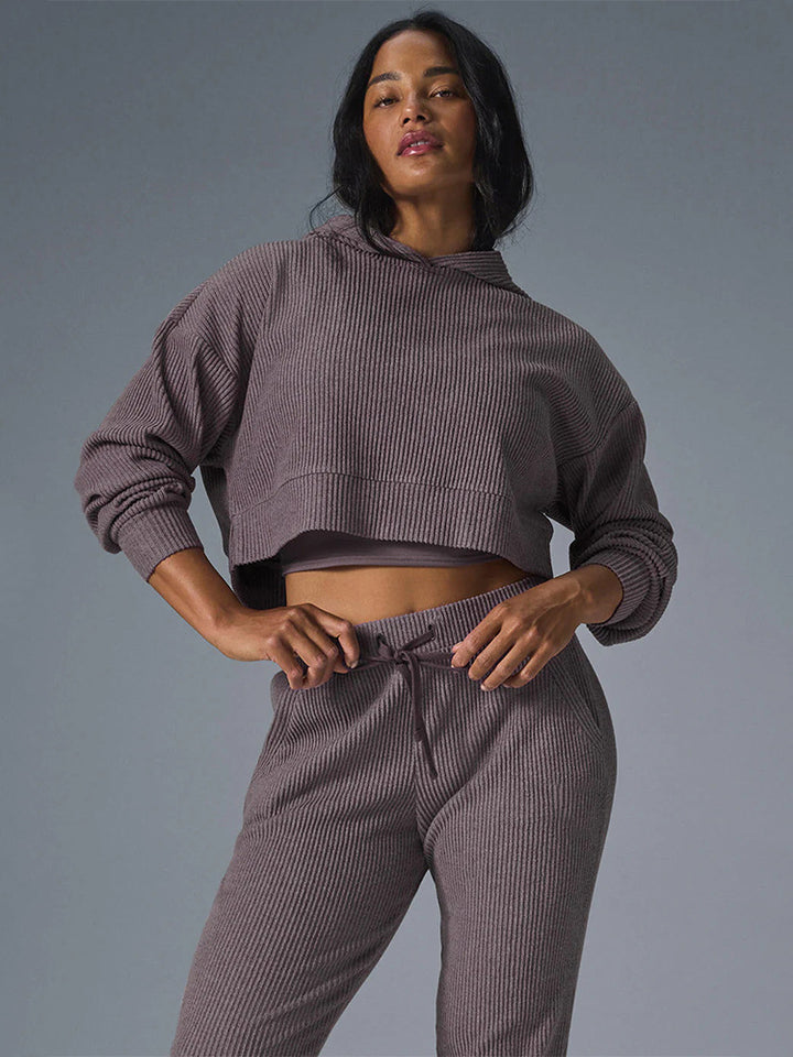 Damen Gerippte High‑Waist Loungehose mit Kordelzug und Bündchen – Avélisse