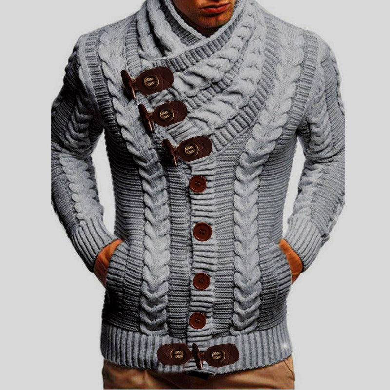 Herren Grobstrickjacke mit kreativem Schalkragen und Knopfdetails Echoarchiv