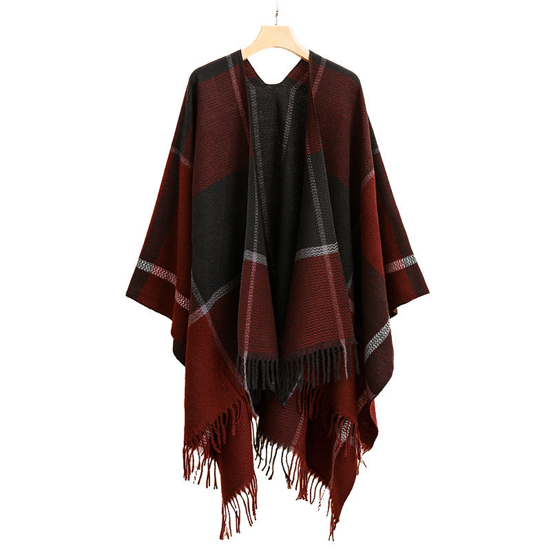 Damen Oversize-Capeponcho aus strukturierter Strickmischung mit V‑Ausschnitt, Karomuster und Fransen Echo Archiv
