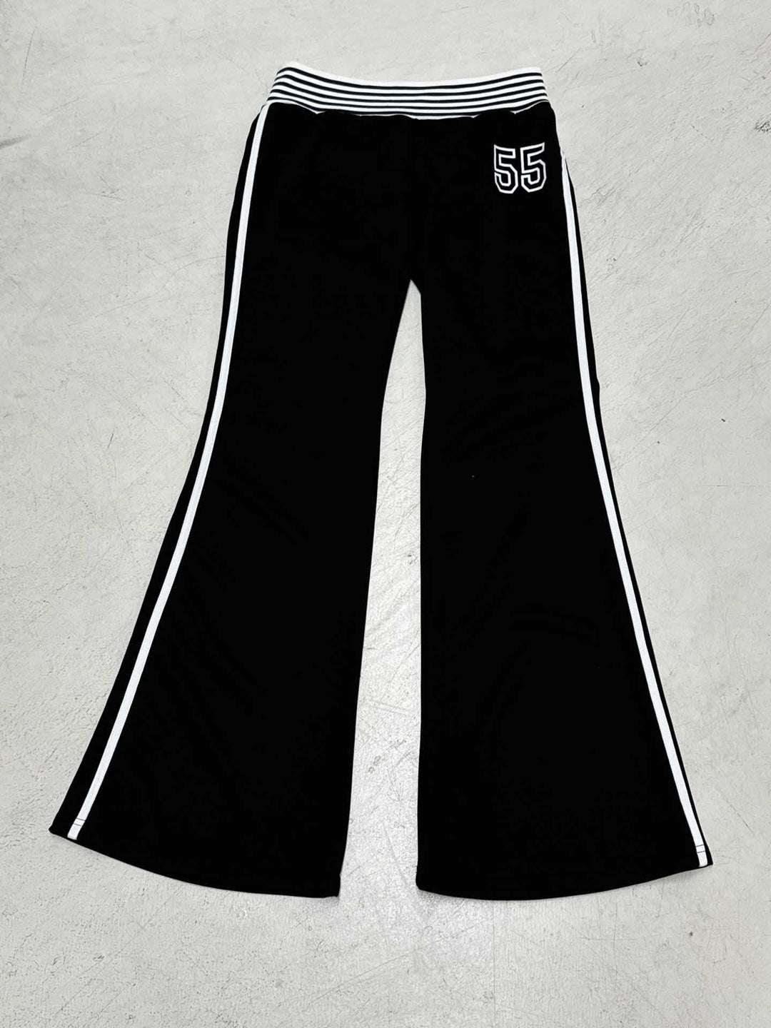 Damen Flared Jogginghose mit seitlichen Streifen Echo Archiv