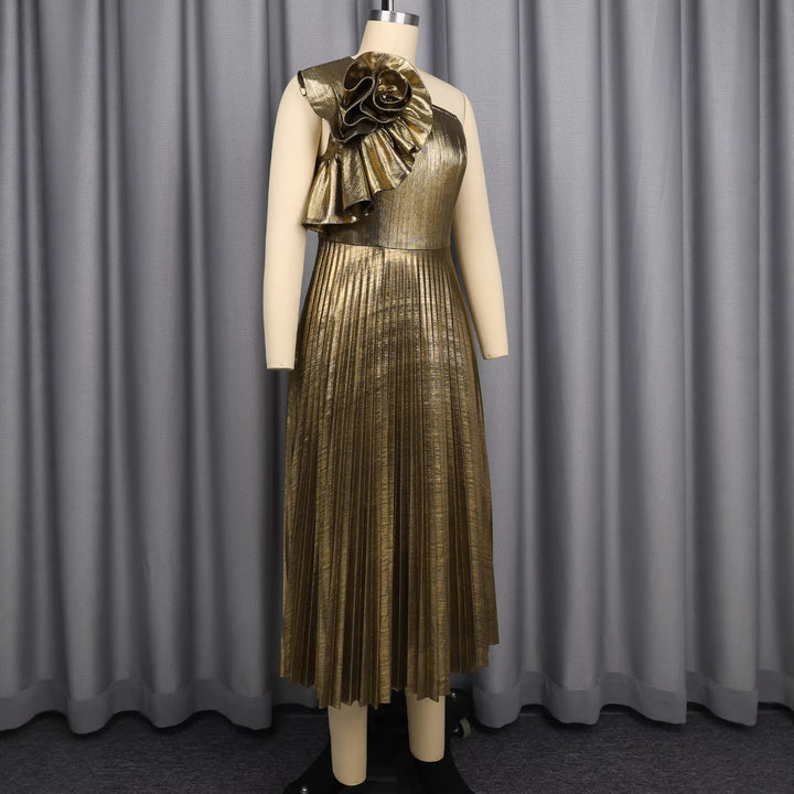 Damen Glamouröses und plissiertes Abendkleid Echo Archiv