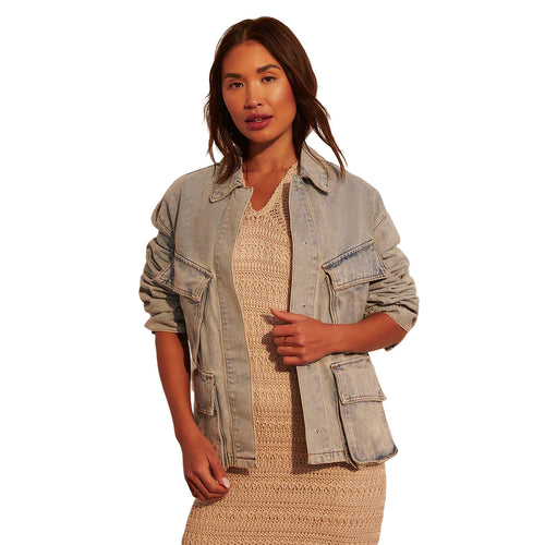 Damen Oversize-Utility-Denimjacke mit großen Pattentaschen und knöpfbarer Front Echo Archiv