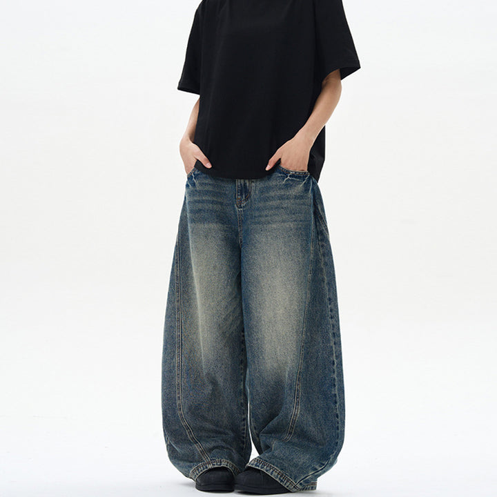 Unisex Extremweite Denimhose im skulptierten Baggy‑Schnitt mit tiefem Schritt Echo Archiv