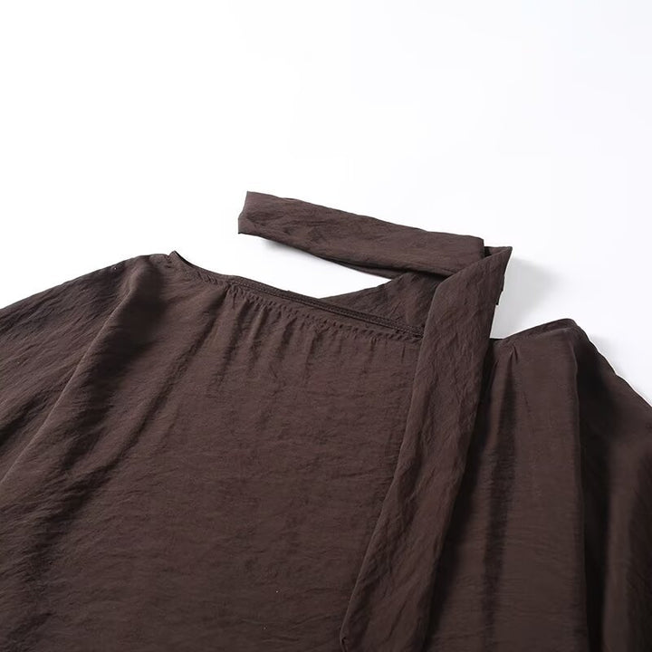 Damen Asymmetrisches Poncho‑Cape mit Bindeschal und Ösenbesatz Echo Archiv