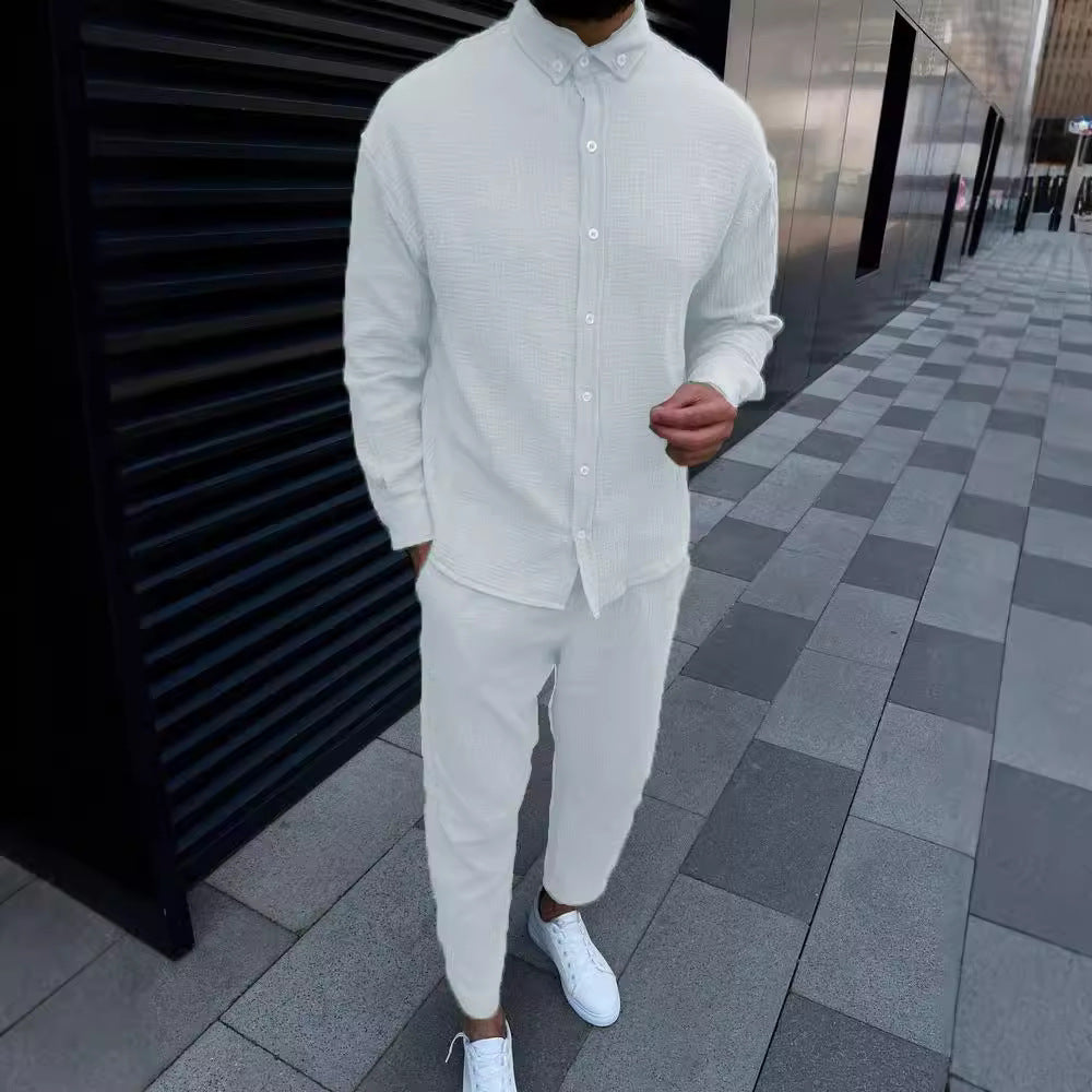 Herren Elegantes Langarmhemd mit strukturiertem Design und modischen Knopfdetails Echoarchiv