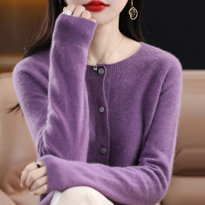 Damen Kurzgeschnittener Feinstrick-Cardigan mit Rundhalsausschnitt und schimmernder Knopfleiste Echoarchiv