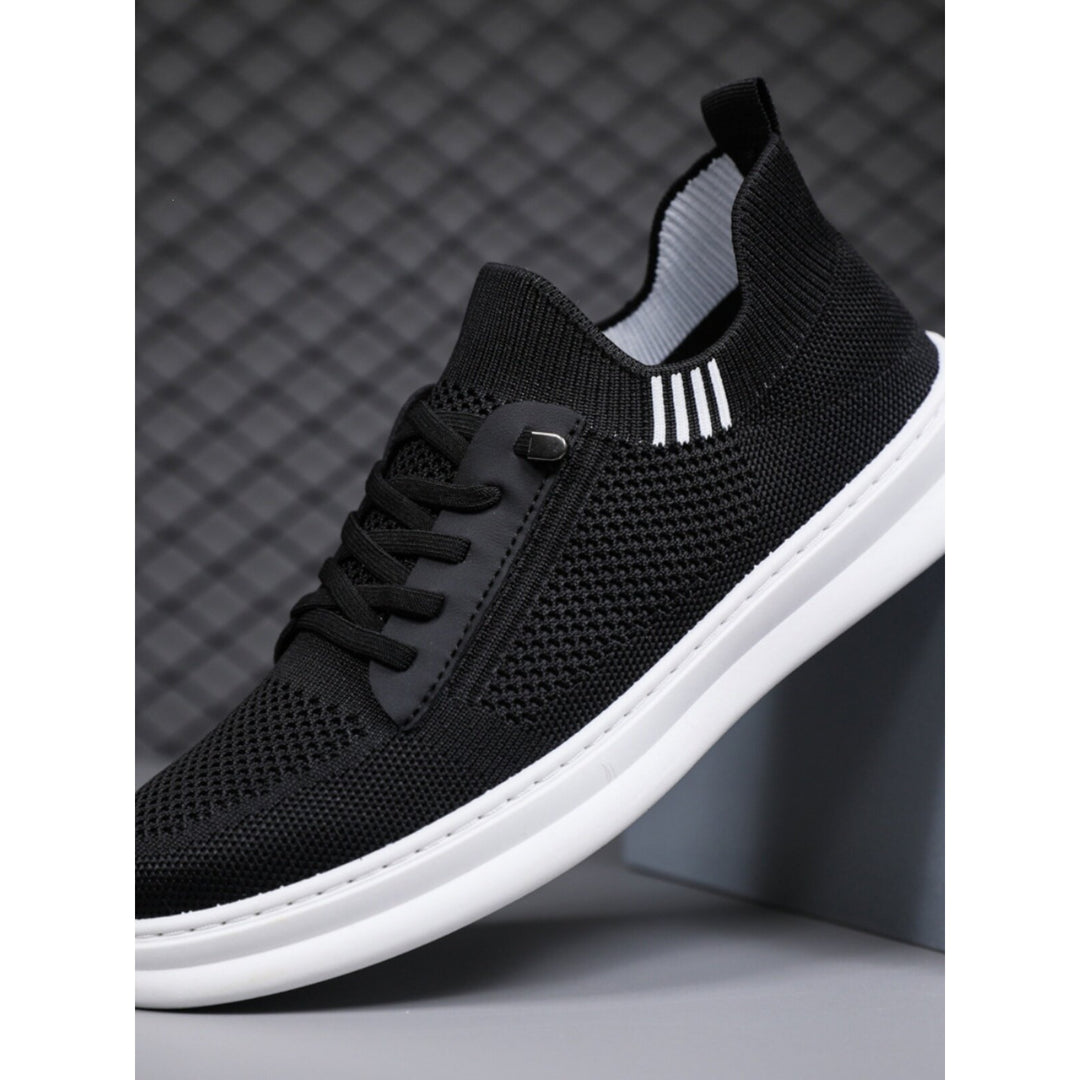 Herren Atmungsaktive Sneakers mit elastischem Schnürsystem Echoarchiv