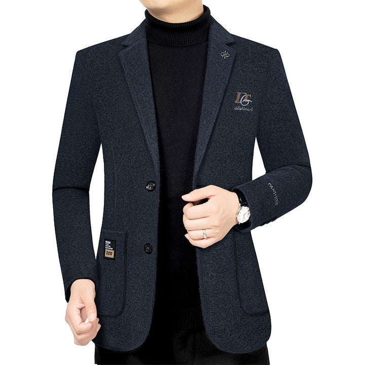 Herren Bouclé-Sakko mit kontrastierendem Satin-Innenfutter und Bruststickerei – Tianoro
