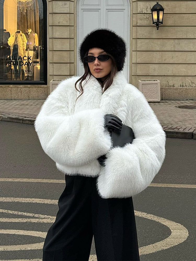 Damen Kurze kuschelige Faux‑Fur‑Bomberjacke mit voluminösem Schalkragen und kastiger Silhouette Echoarchiv