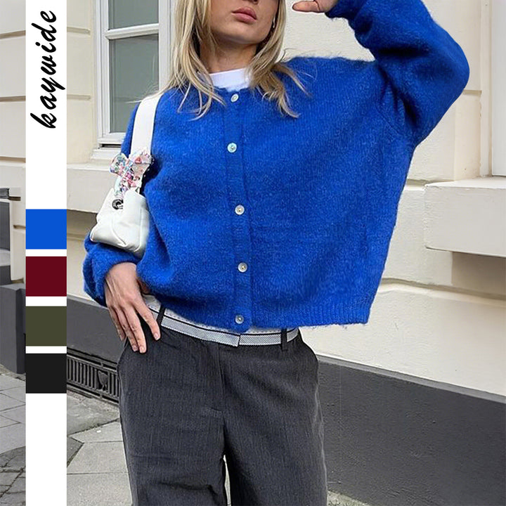 Damen nan kuschelige Kurzstrickjacke mit Perlmuttknöpfen und lässiger Oversize-Passform Echo Archiv
