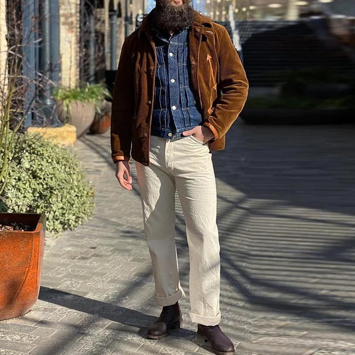 Herren cordjacke mit praktischem Taschen-Detail und Knopfverschluss Echoarchiv