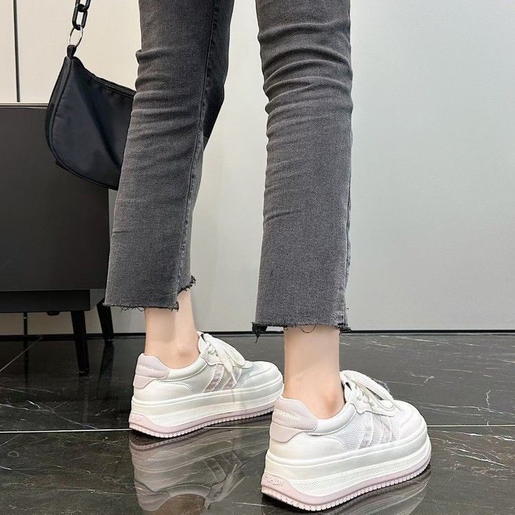 Damen Sportliche Sneakers mit atmungsaktiver Mesh-Oberfläche und komfortabler Dämpfung Echo Archiv