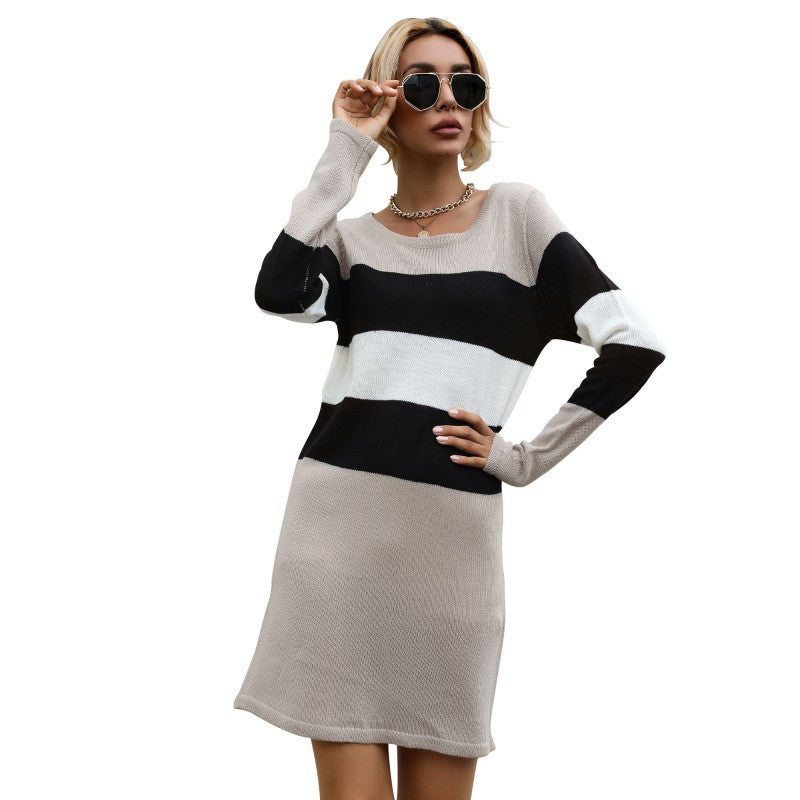 Damen Strickkleid schulterfrei oversized mit breiten Streifen Echoarchiv