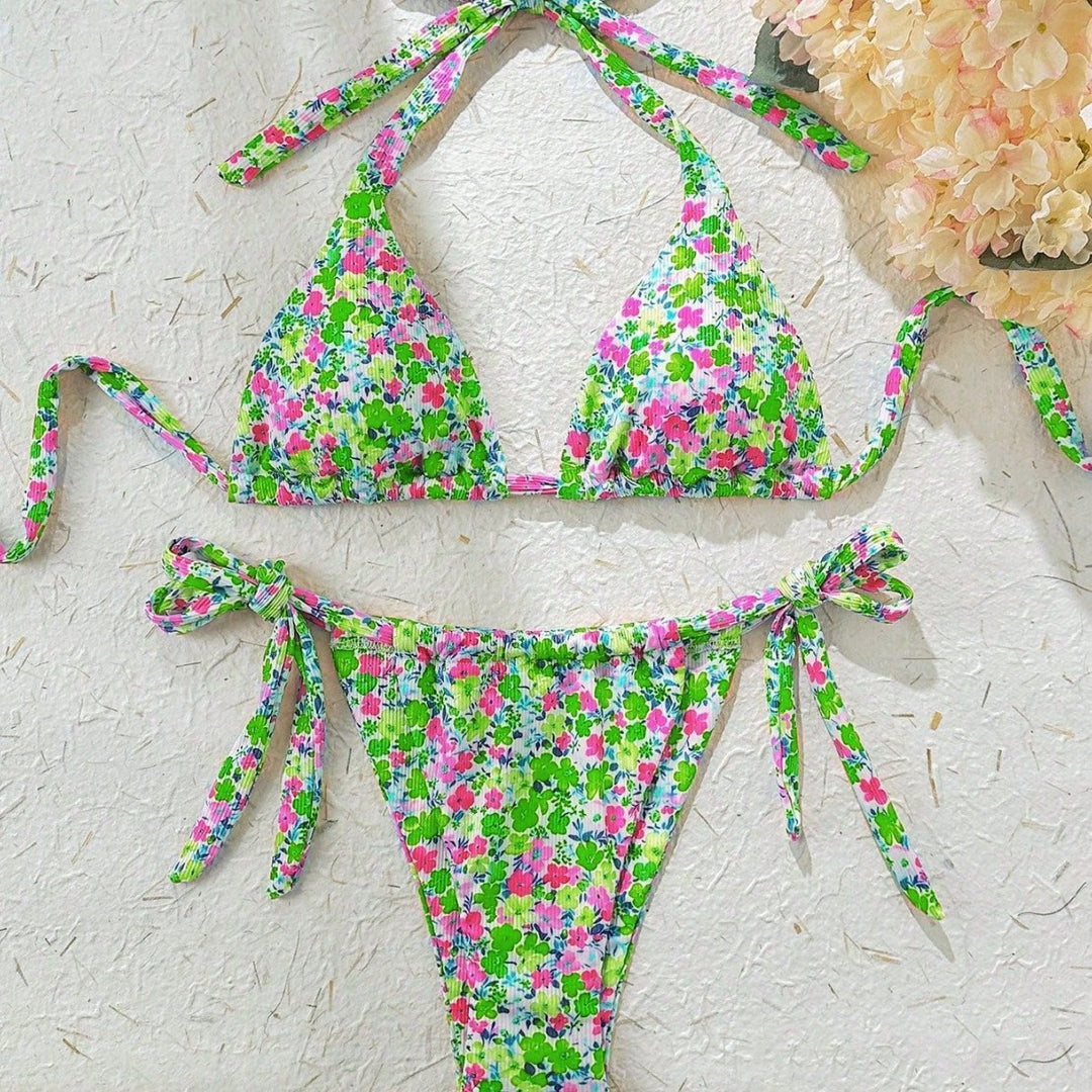 Damen Triangel-Bikini mit verspieltem Blumendesign Echo Archiv