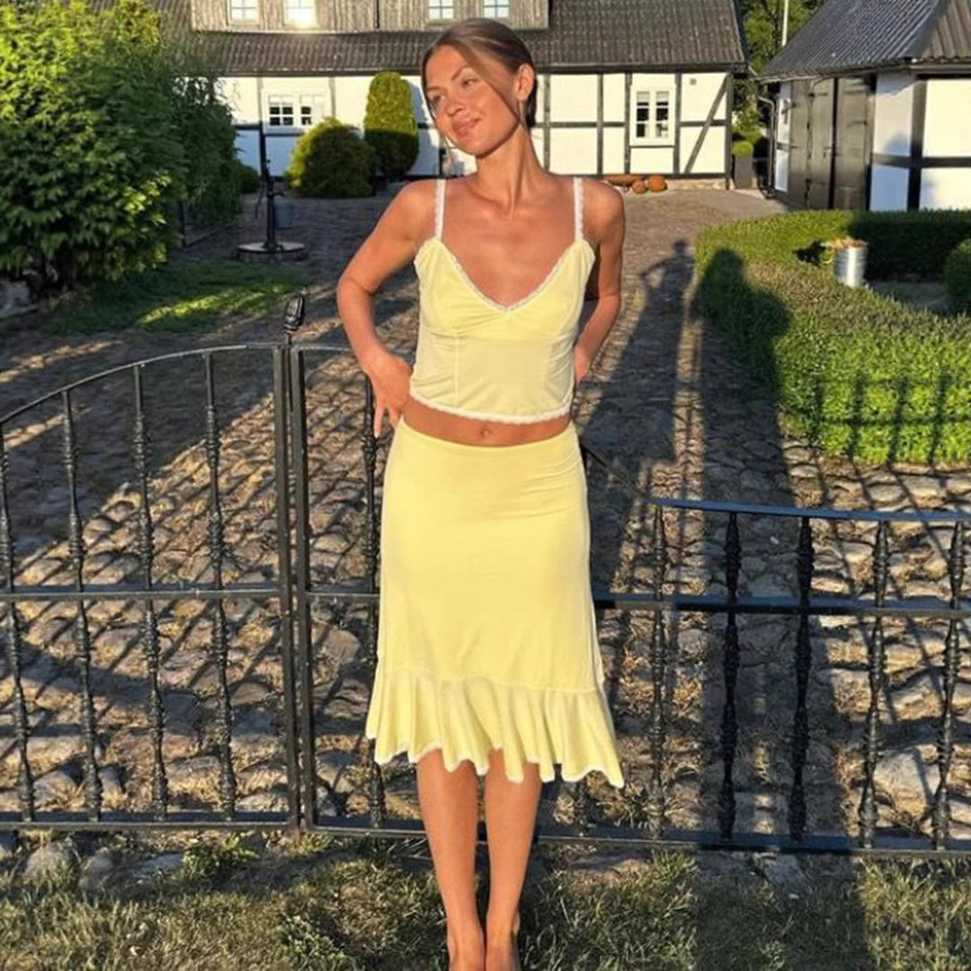 Damen Set aus Crop-Top und schwingendem Rock mit Spitzenakzenten Echo Archiv
