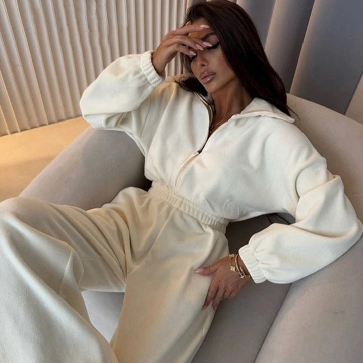 Damen eleganter Lounge-Overall mit elastischer Taillenpartie, Stehkragen, Reißverschluss und weitem Bein – Solévia