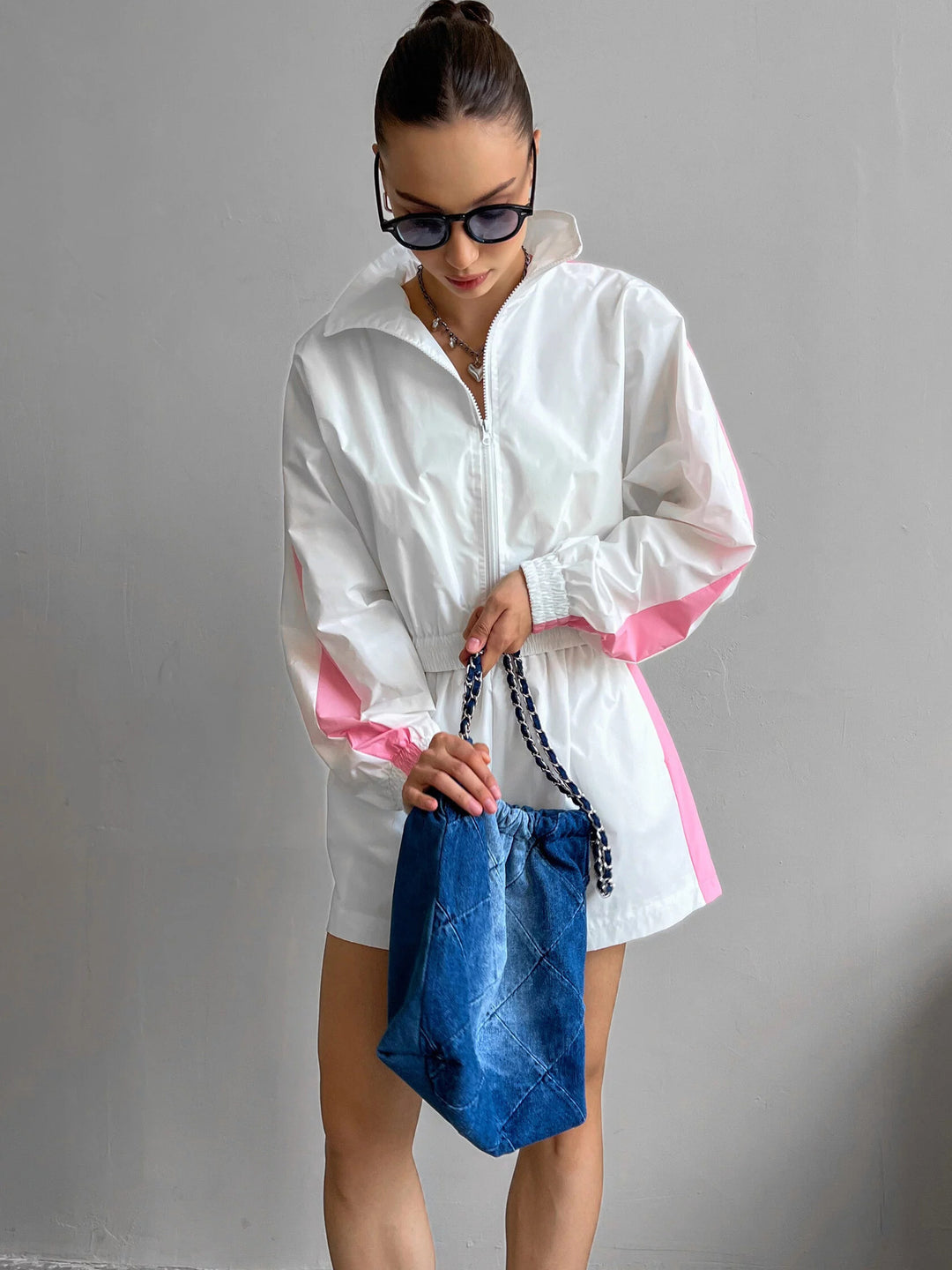 Damen nan kurzes Sport-Trackset mit Crop-Zip Jacke und elastischer Highwaist-Shorts Echo Archiv