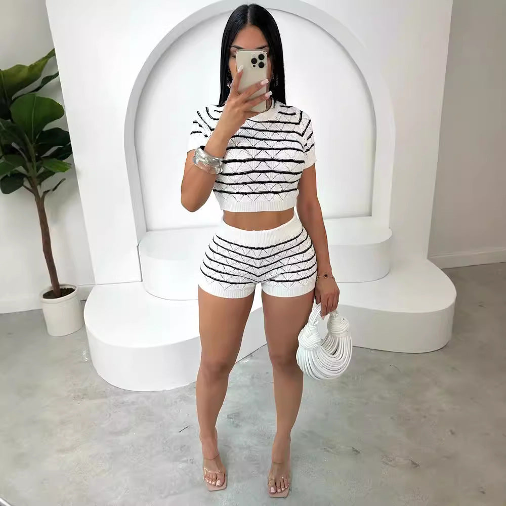 Damen Crop-Top und Shorts Set mit grafischem Muster Echo Archiv